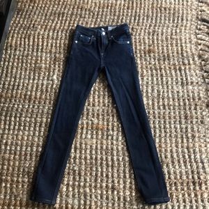 Dark wash rag and bone skinny jean!